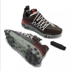 NIKE REACT SNEAKERS BRAND NEW WITH TAG SIZE 6